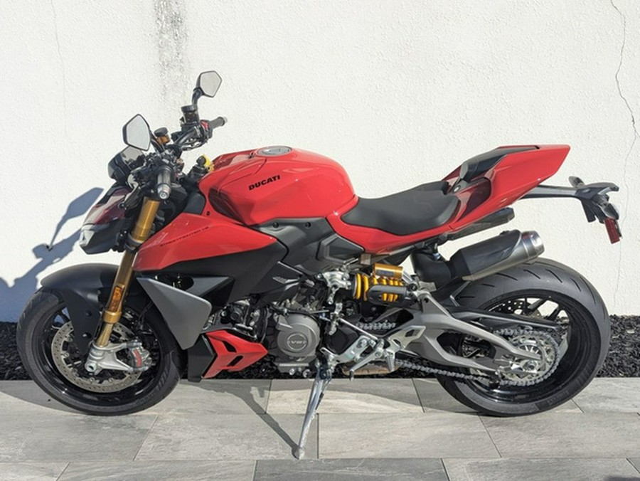 2025 Ducati Streetfighter V2 S