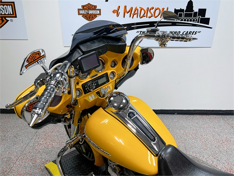 2013 Harley-Davidson Street Glide FLHX 56,148 Miles Chrome Yellow Pearl