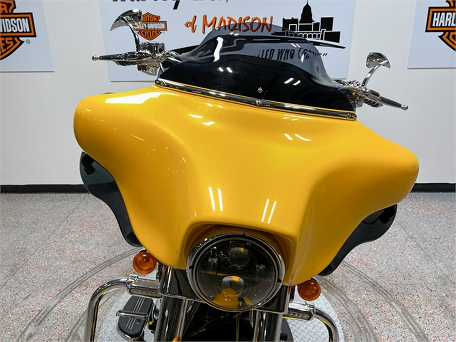 2013 Harley-Davidson Street Glide FLHX 56,148 Miles Chrome Yellow Pearl