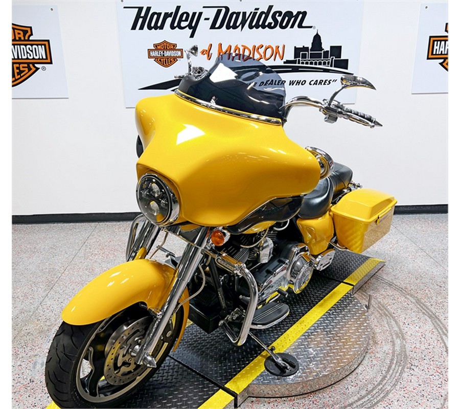 2013 Harley-Davidson Street Glide FLHX 56,148 Miles Chrome Yellow Pearl