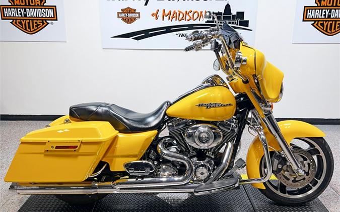 2013 Harley-Davidson Street Glide FLHX 56,148 Miles Chrome Yellow Pearl