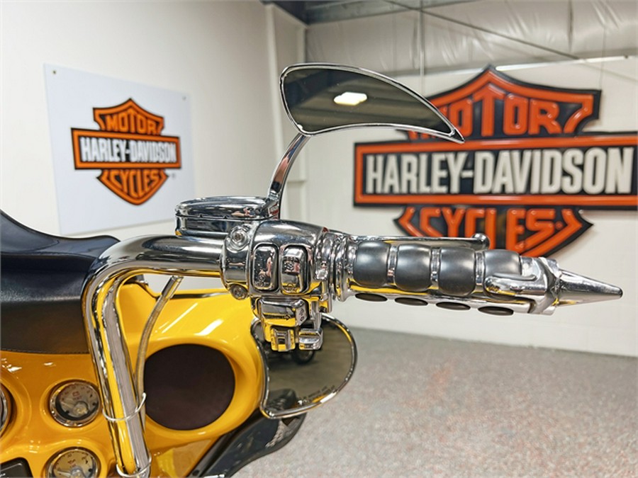 2013 Harley-Davidson Street Glide FLHX 56,148 Miles Chrome Yellow Pearl