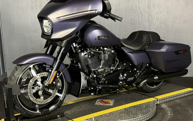 2025 Harley-Davidson Street Glide® FLHX PRPL ABYSS DNM