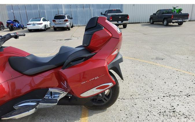 2016 Can-Am SPYDER RT-S LIMITED