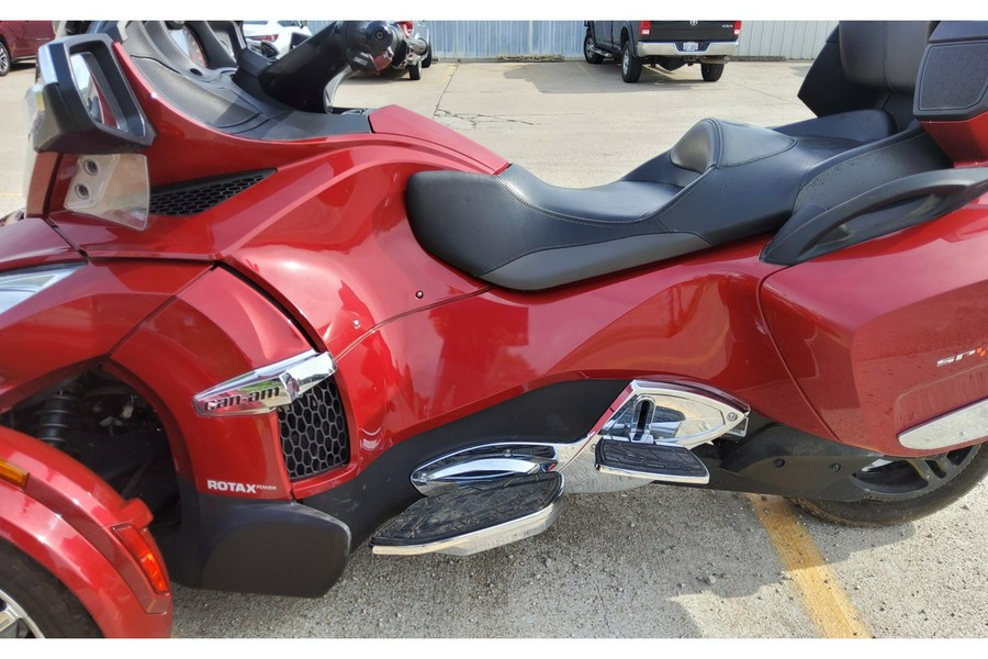 2016 Can-Am SPYDER RT-S LIMITED