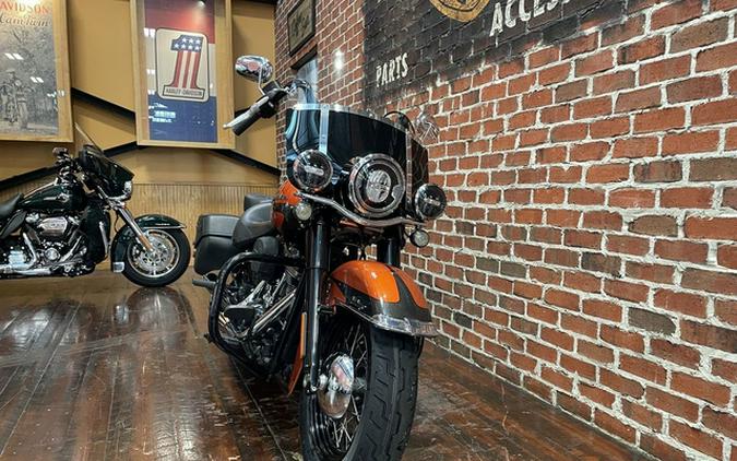 2020 Harley-Davidson FLHCS - Heritage Classic 114