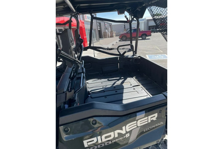 2025 Honda Pioneer 1000-5 Deluxe