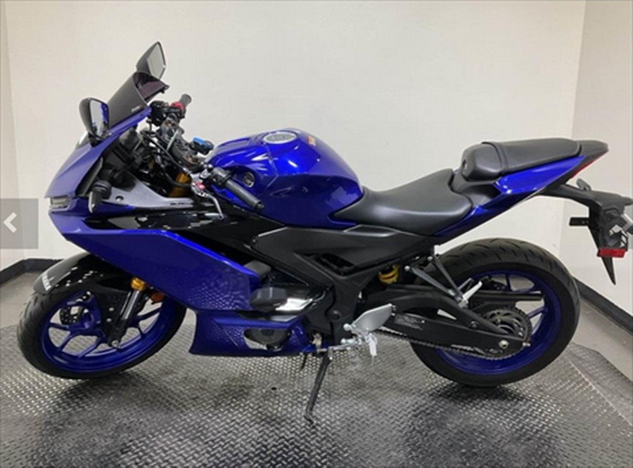 2025 Yamaha YZF-R3