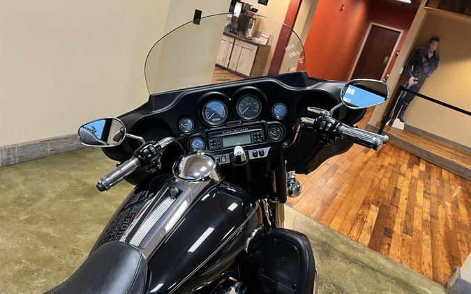 Used 2009 Harley-Davidson Electra Glide Ultra Classic Grand American Touring Motorcycle For Sale Near Memphis, TN