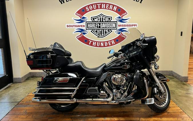 Used 2009 Harley-Davidson Electra Glide Ultra Classic Grand American Touring Motorcycle For Sale Near Memphis, TN