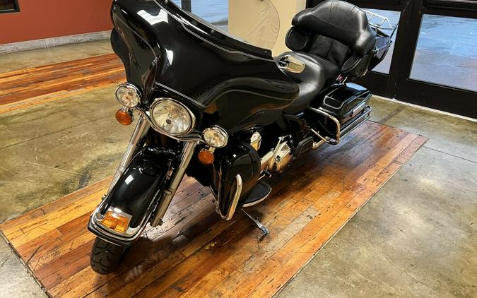 Used 2009 Harley-Davidson Electra Glide Ultra Classic Grand American Touring Motorcycle For Sale Near Memphis, TN