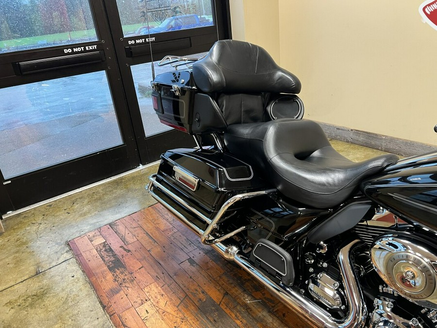 Used 2009 Harley-Davidson Electra Glide Ultra Classic Grand American Touring Motorcycle For Sale Near Memphis, TN