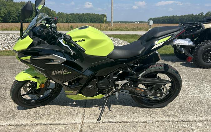 2026 Kawasaki Ninja® 500 ABS
