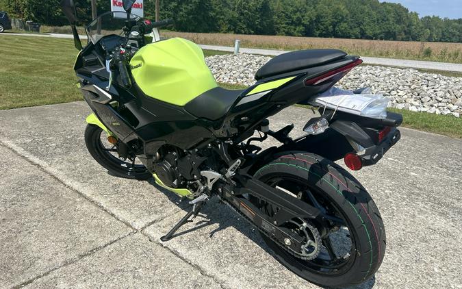 2026 Kawasaki Ninja® 500 ABS