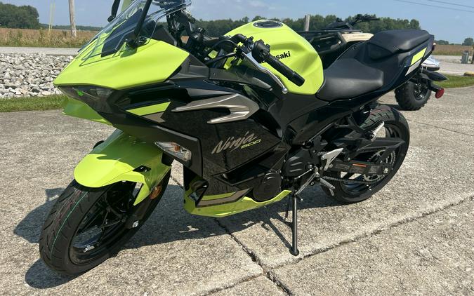 2026 Kawasaki Ninja® 500 ABS