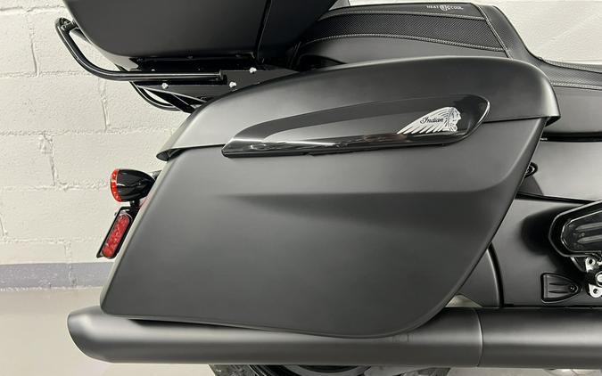 2025 Indian ROADMASTER DARK HORSE WITH POWERBAND AUDIO PACKAGE