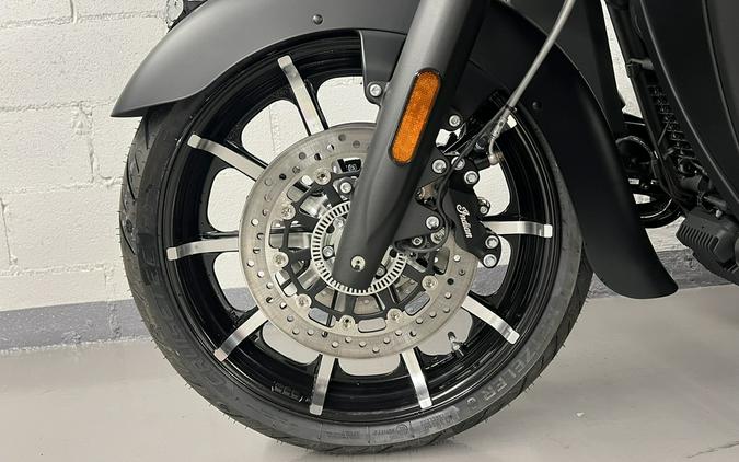 2025 Indian ROADMASTER DARK HORSE WITH POWERBAND AUDIO PACKAGE