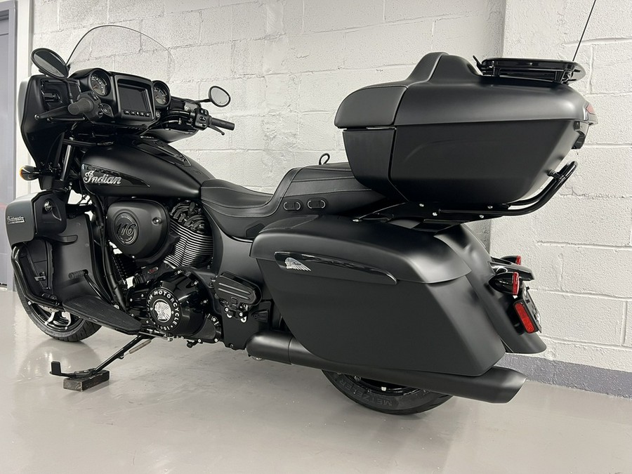 2025 Indian ROADMASTER DARK HORSE WITH POWERBAND AUDIO PACKAGE