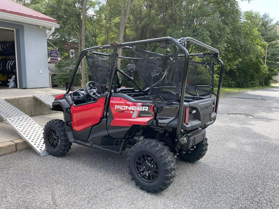 2024 Honda® Pioneer 1000-5 Deluxe