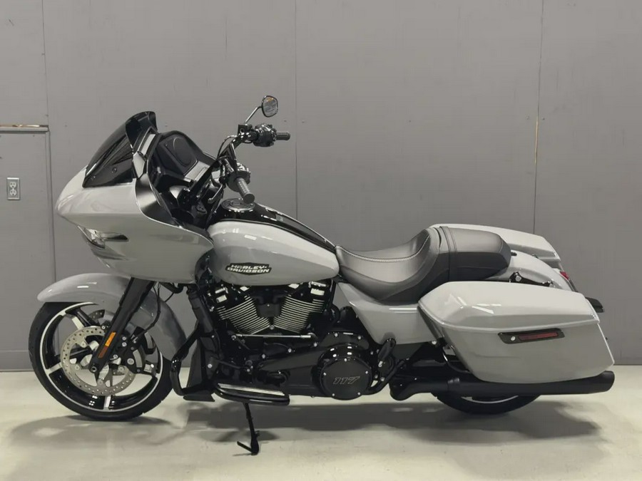 FLTRX 2025 Road Glide®