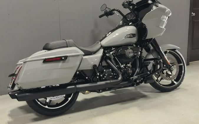 FLTRX 2025 Road Glide®