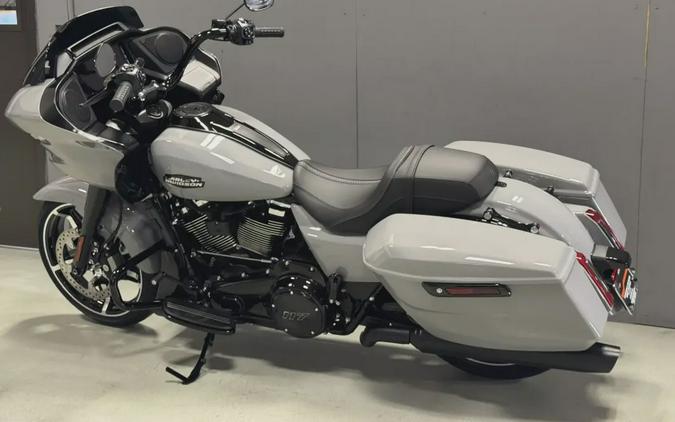 FLTRX 2025 Road Glide®