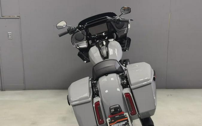 FLTRX 2025 Road Glide®