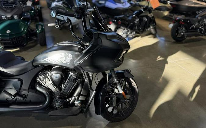 2021 Indian Motorcycle® Challenger® Dark Horse Thunder Black Smoke