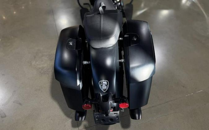 2021 Indian Motorcycle® Challenger® Dark Horse Thunder Black Smoke