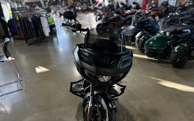 2021 Indian Motorcycle® Challenger® Dark Horse Thunder Black Smoke