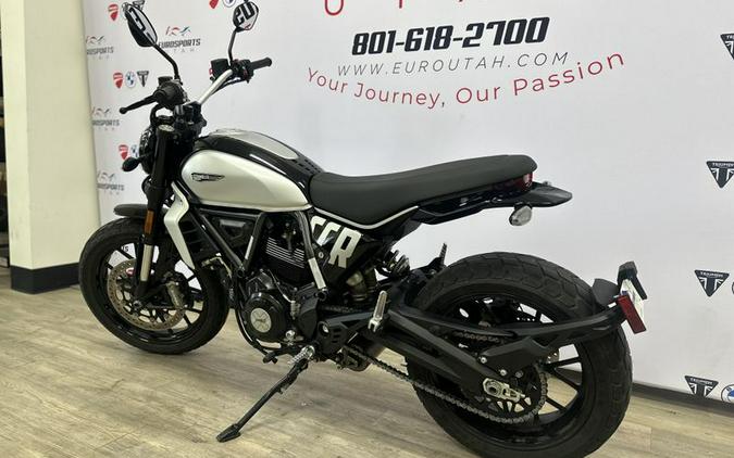 Used 2024 Ducati SCRAMBLER ICON