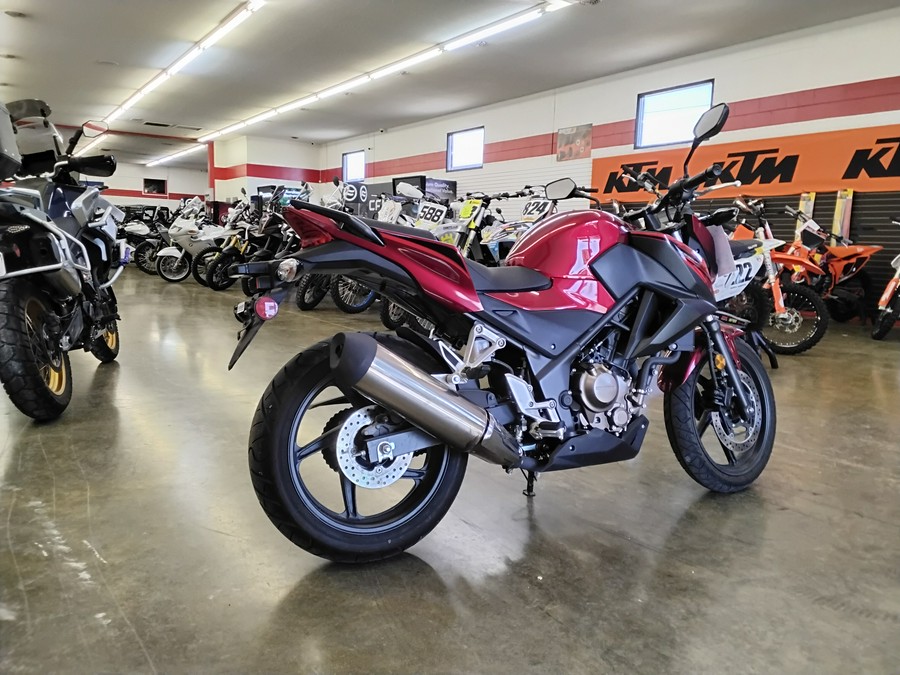 2018 CB300F - Honda