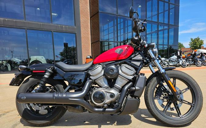 RH975 2023 Nightster