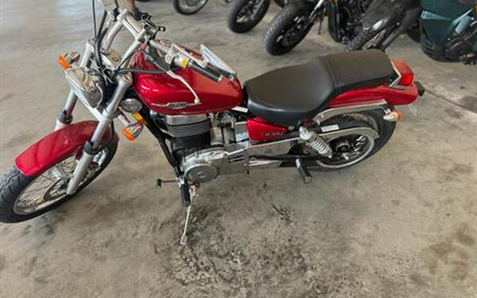 2015 Suzuki Boulevard S40