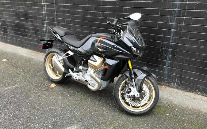 2024 Moto Guzzi V100 Mandello