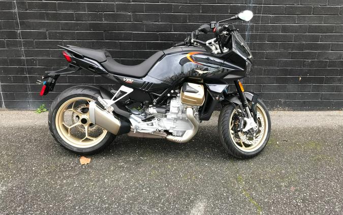 2024 Moto Guzzi V100 Mandello