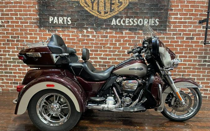 2018 Harley-Davidson Trike FLHTCUTG - Tri Glide Ultra