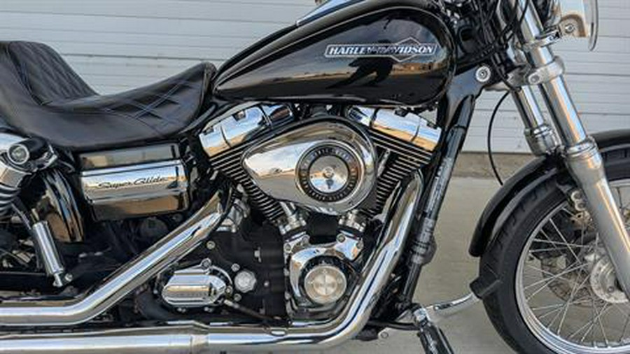 2011 Harley-Davidson Dyna® Super Glide® Custom