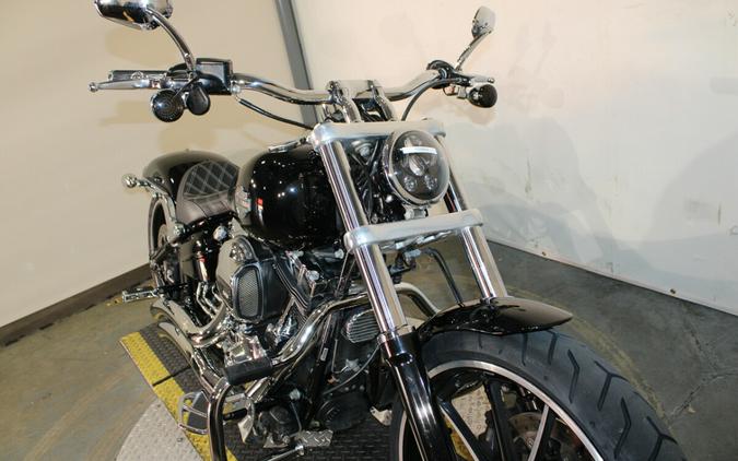 Used 2016 Harley-Davidson Softail Breakout Motorcycle For Sale In Miami, Florida