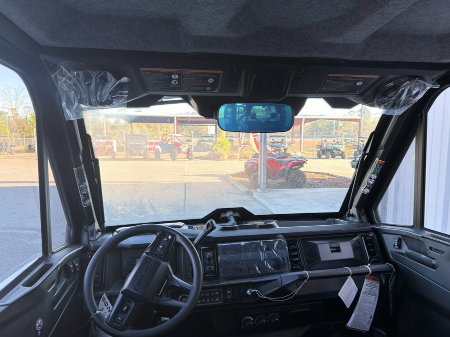 2026 Can-Am Defender MAX Limited HD11