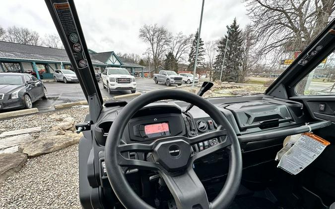 2024 Can-Am® Defender XT HD10