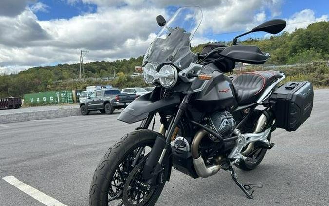 2025 Moto Guzzi V85 Strada