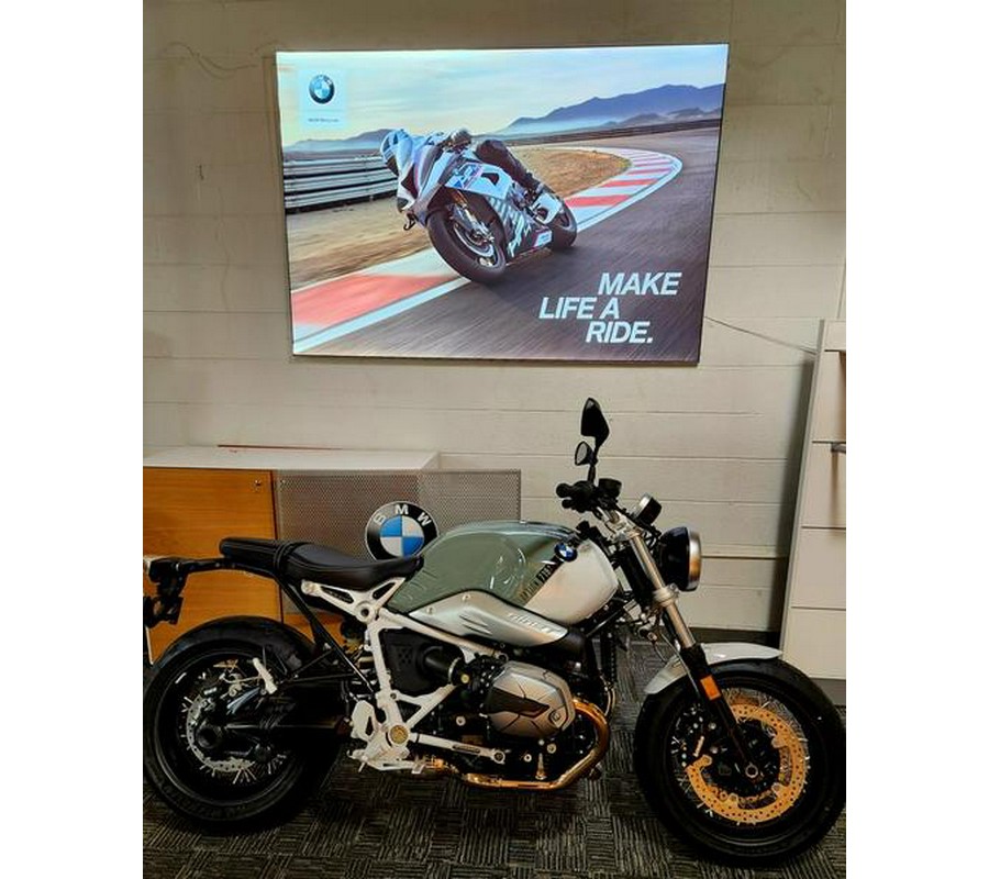 2023 BMW R nineT Pure 719 Cosmic Blue Metallic/Light White Low Susp