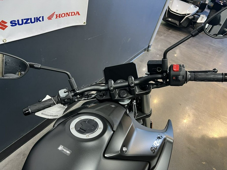 2024 Suzuki GSX-8S