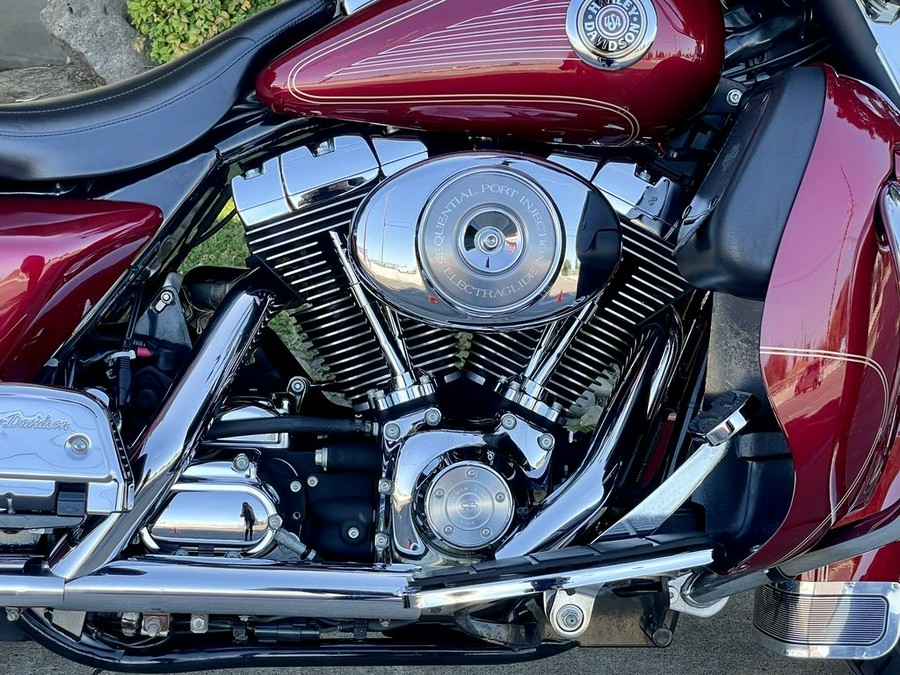 2004 Harley-Davidson® FLHTCUI - Electra Glide® Ultra Classic®