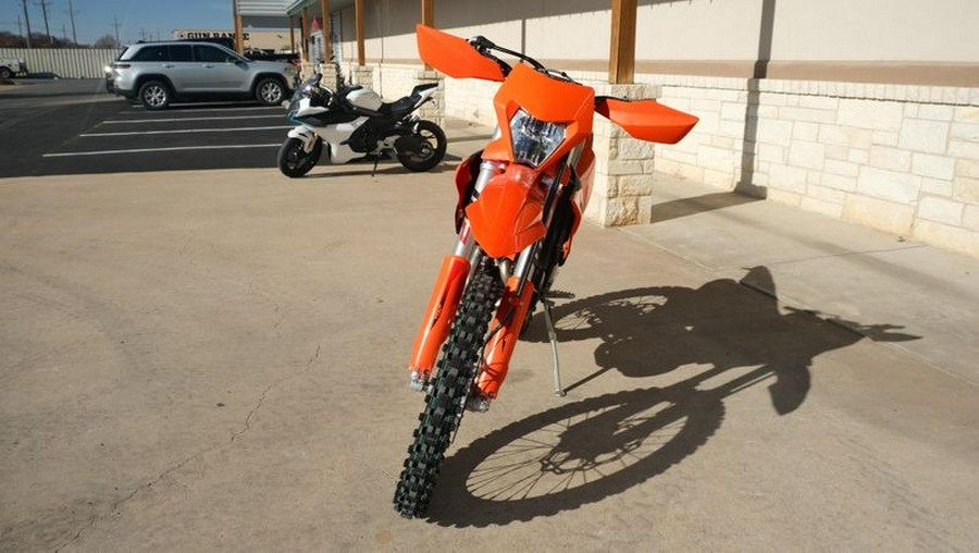 New 2026 KTM 450 XCFW