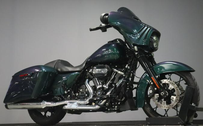 2021 Harley-Davidson Street Glide Special Snake Venom - Black Finish