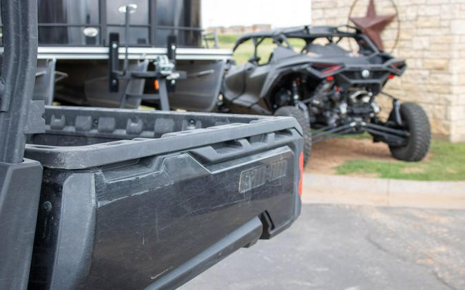 2025 CAN-AM DEFENDER MAX TEXAS HD10 LONESTAR