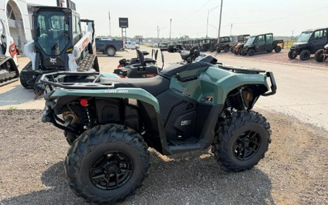 2026 Can-Am Outlander PRO XU HD7