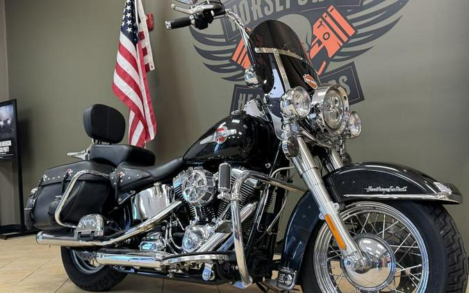 2017 Harley-Davidson® FLSTC - Heritage Softail® Classic